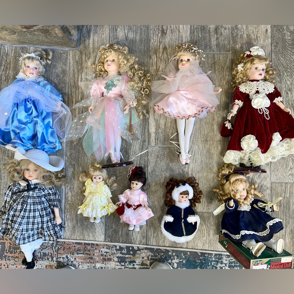 vintage porcelain dolls collector’s choice 9 total.